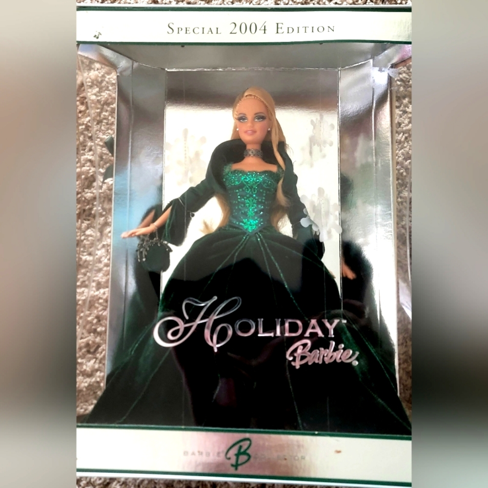 Holiday barbie  special edition 2004
